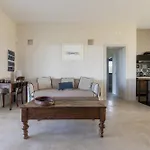 Elegante A *